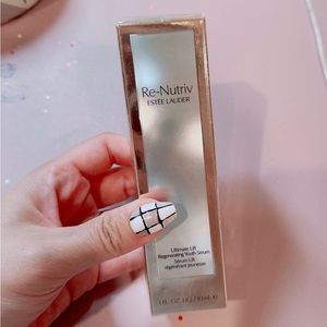 Estée Lauder RE-NUTRIV ULTIMATE LIFT REGENERATING YOUTH SERUM/NEW